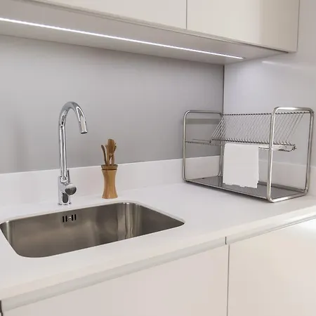 Lovelystay - 2bed Looking Good In Bairro Alto Lisboa